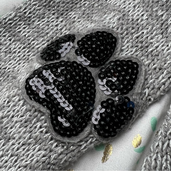 Kid’s Sweater - Picture 5 of 5